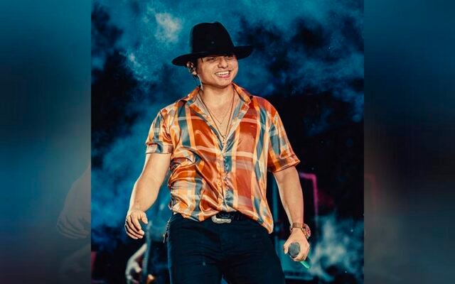 Show com Filho do Piseiro no Sambódromo arrecada alimentos para vítimas da seca