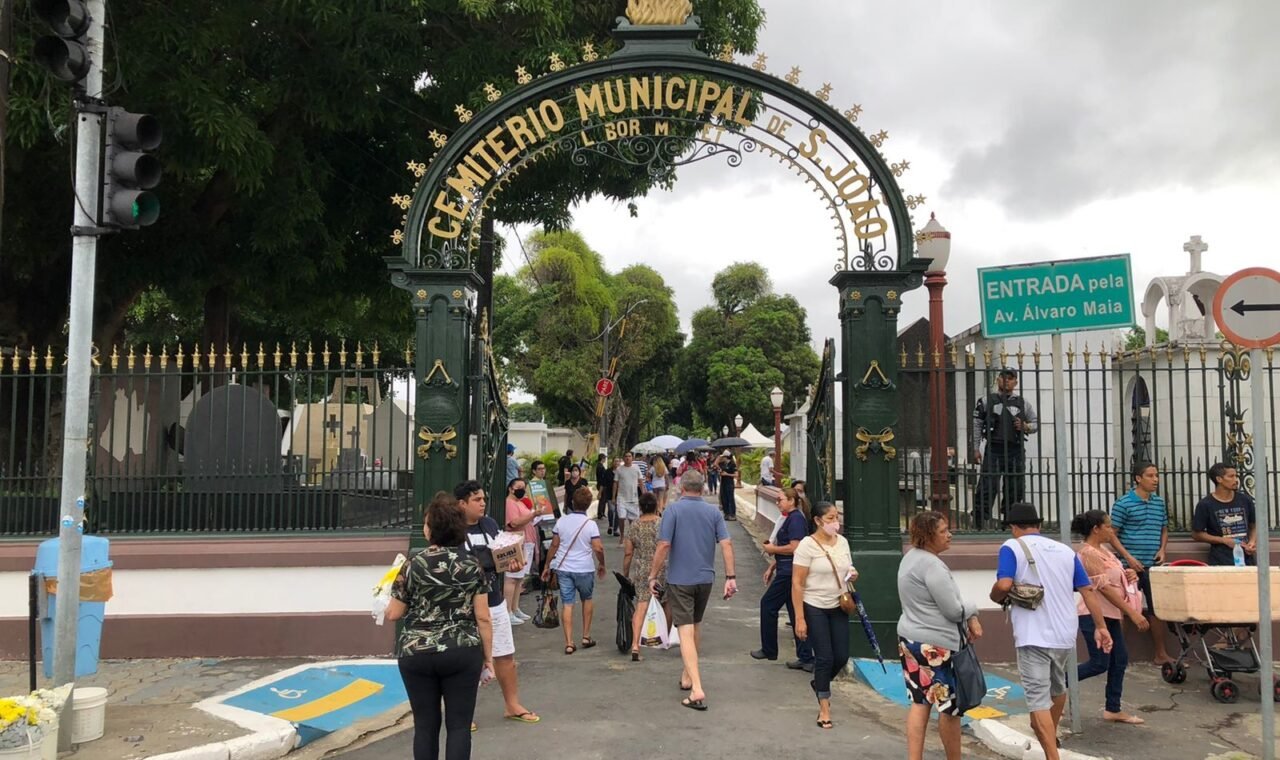 Feriado de Finados: veja o que abre e fecha em Manaus na segunda-feira (2)